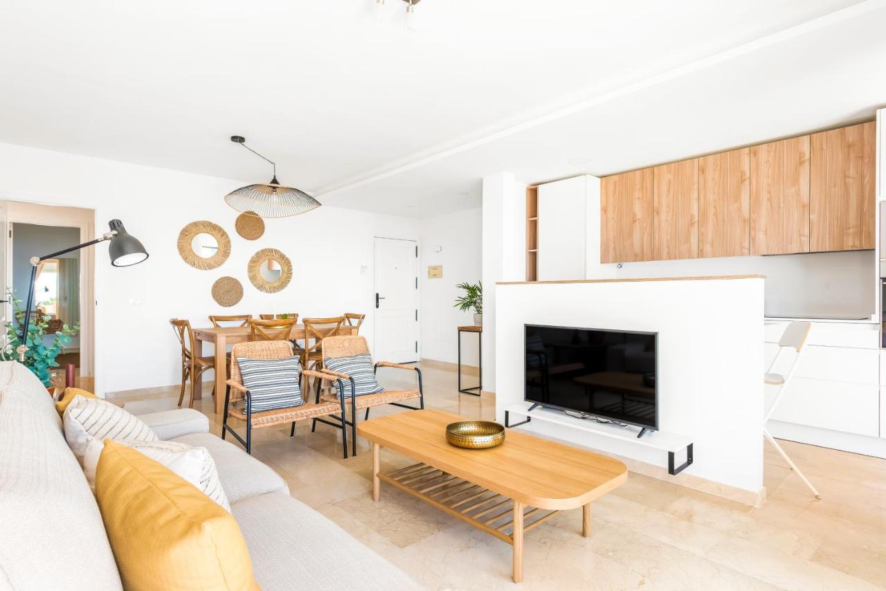 Beach Apartment With Terrace And Private Parking Radazul Екстер'єр фото