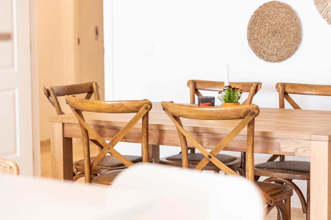 Beach Apartment With Terrace And Private Parking Radazul Екстер'єр фото
