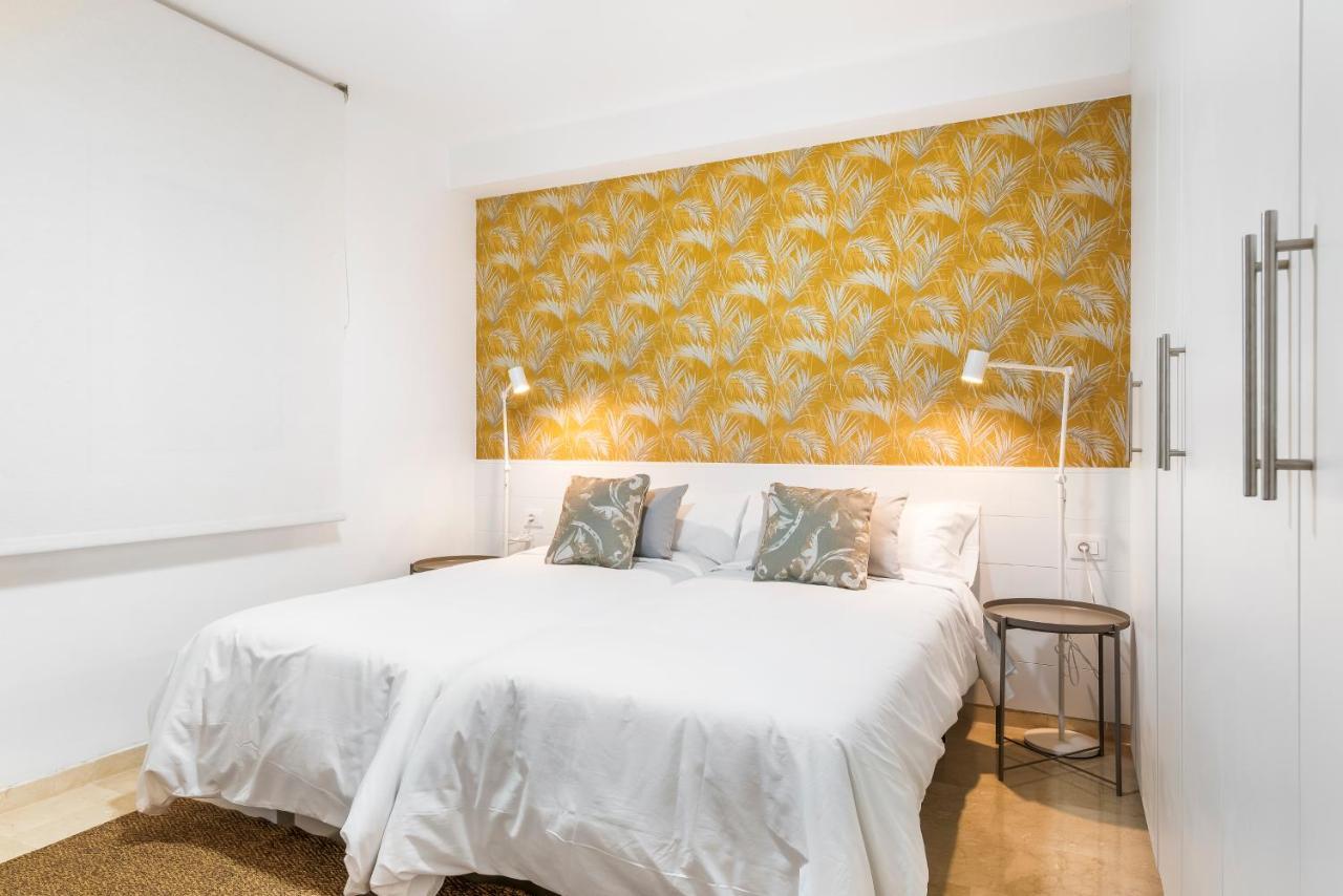 Beach Apartment With Terrace And Private Parking Radazul Екстер'єр фото